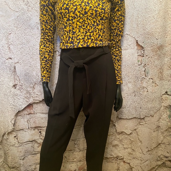 Moussy Cropped Navy/Yellow Sweater - Picture 7 of 7